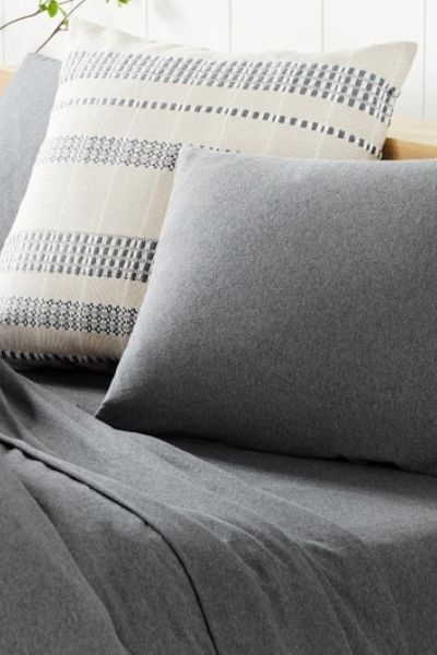 What Color Sheets Go With Grey Comforters? Best Combination For Your B –  Organic Textiles